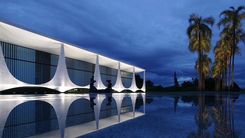 Alvorada Palace 3.jpg